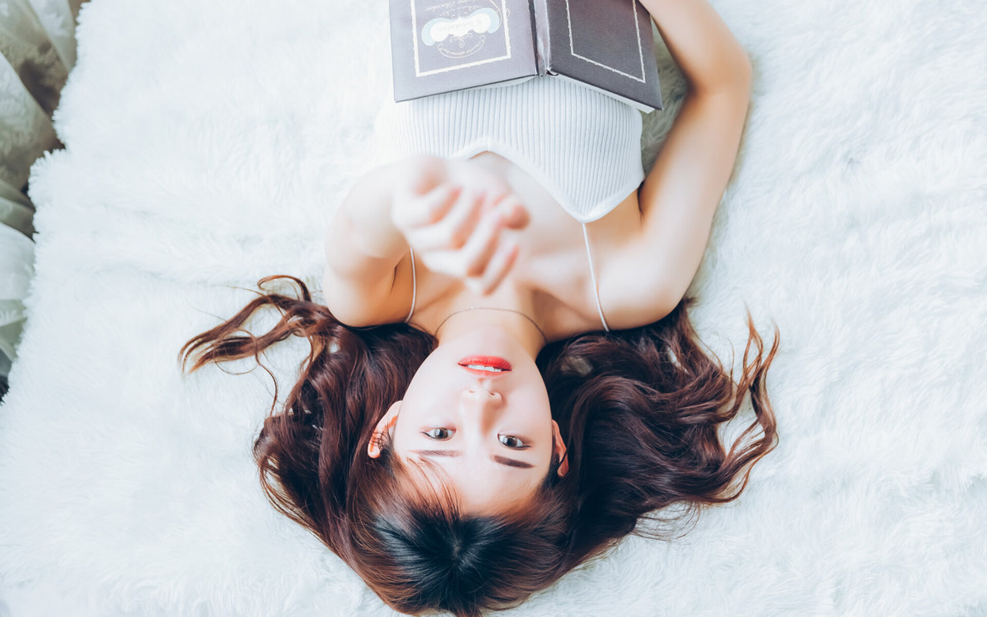 传统舞龙舞狮竞技，喜庆中展现运动魅力