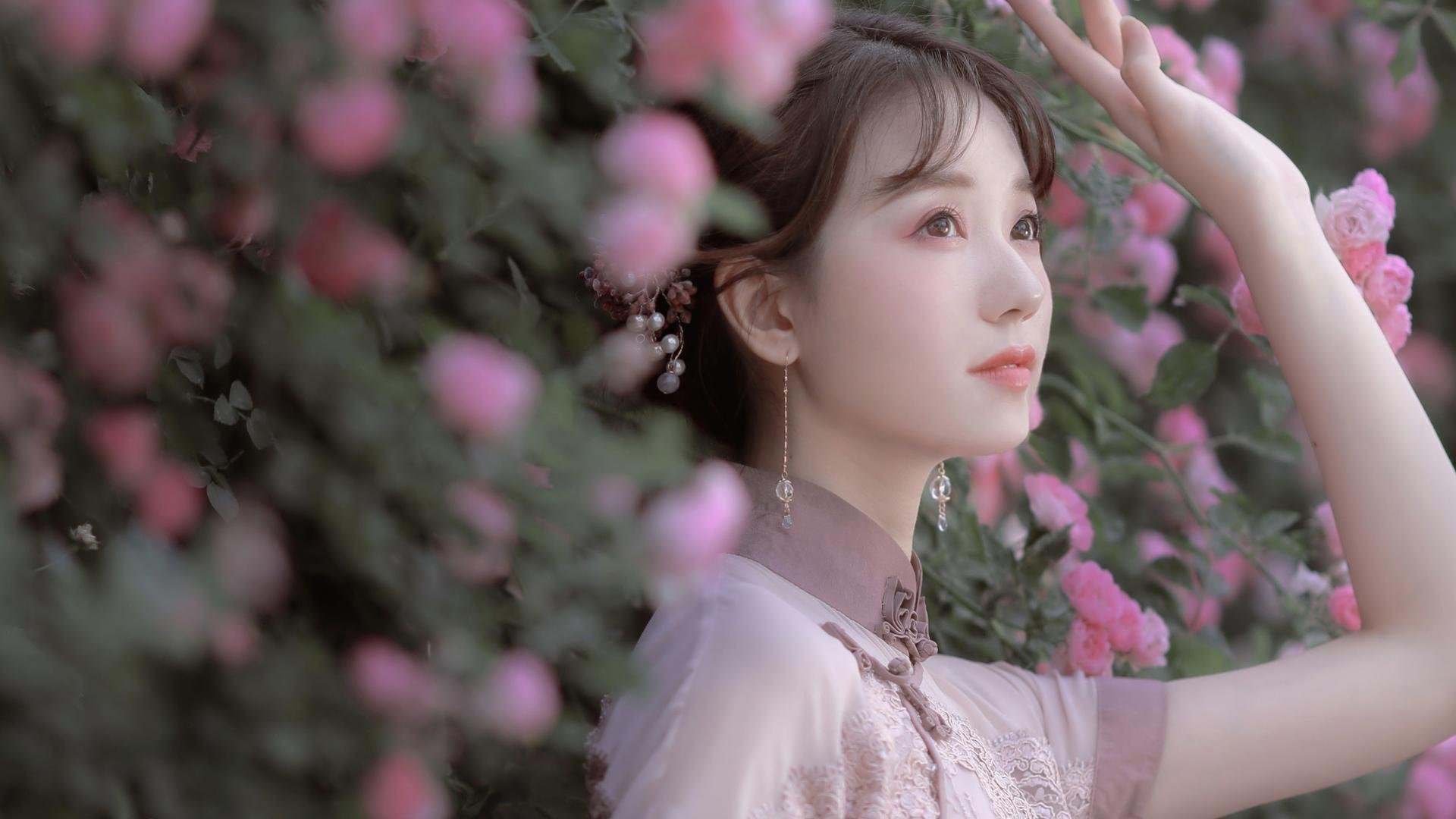 未来足球“皇者”榜单：谁能在欧冠中问鼎？，未来足球新星