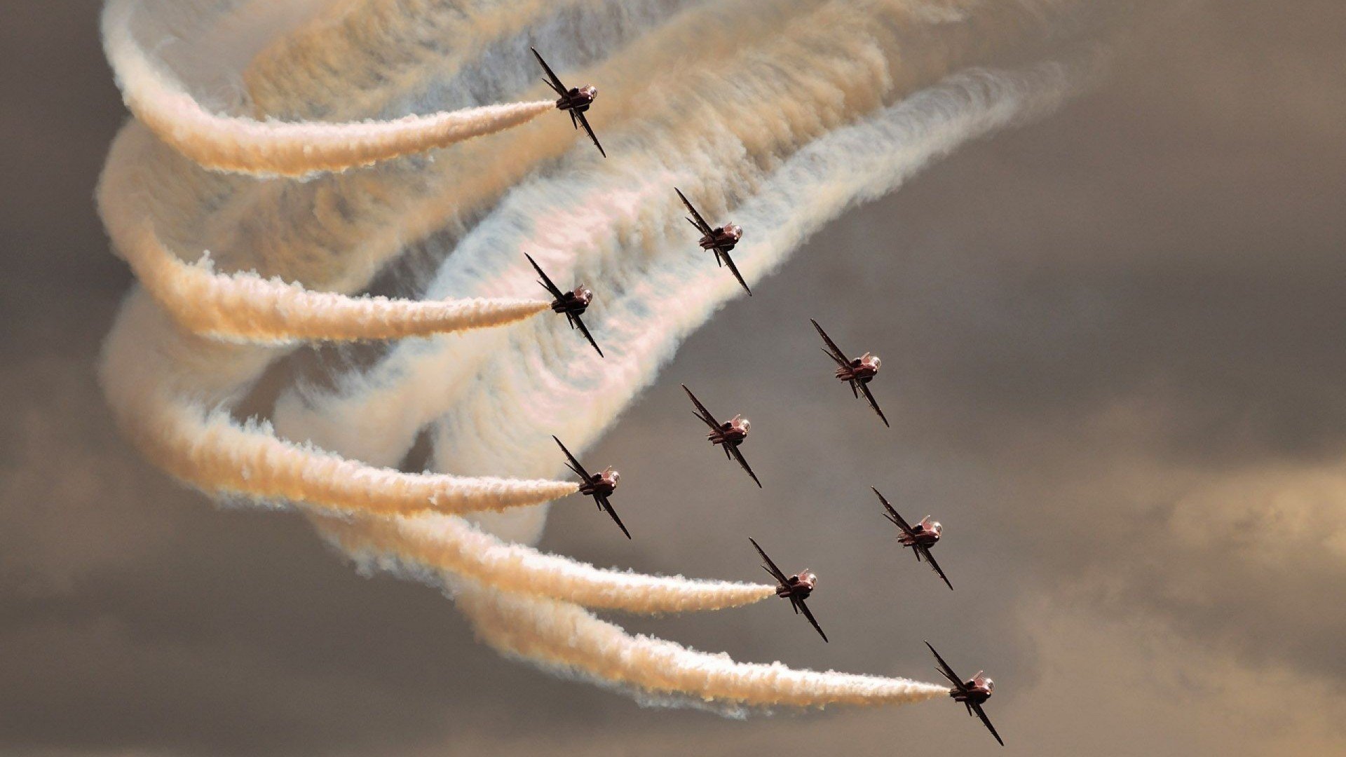 粉丝自制车队联盟：网络时代的创新玩法