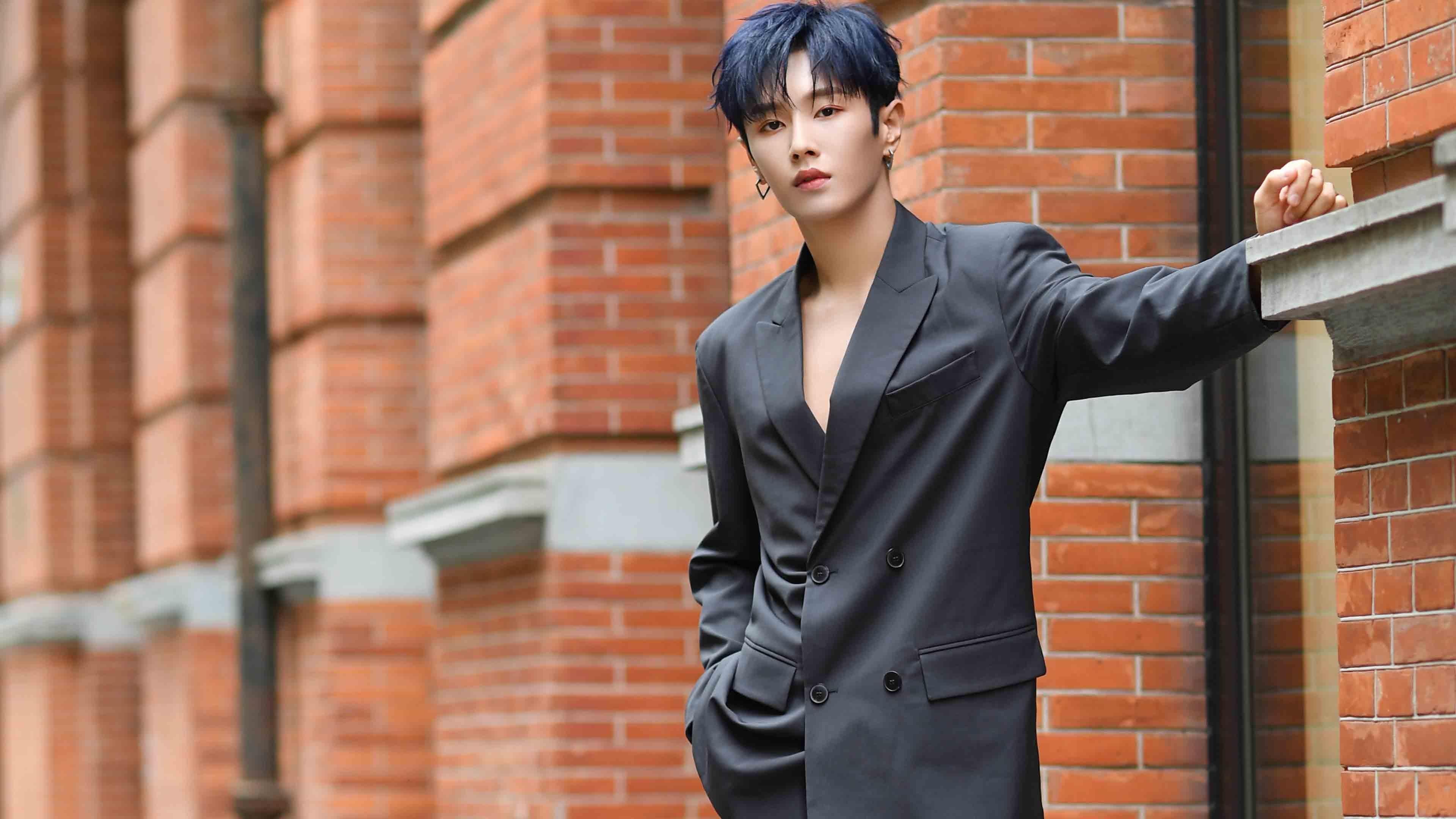 哈兰德再破纪录，欧冠帽子戏法率队晋级，哈兰德欧冠进球集锦