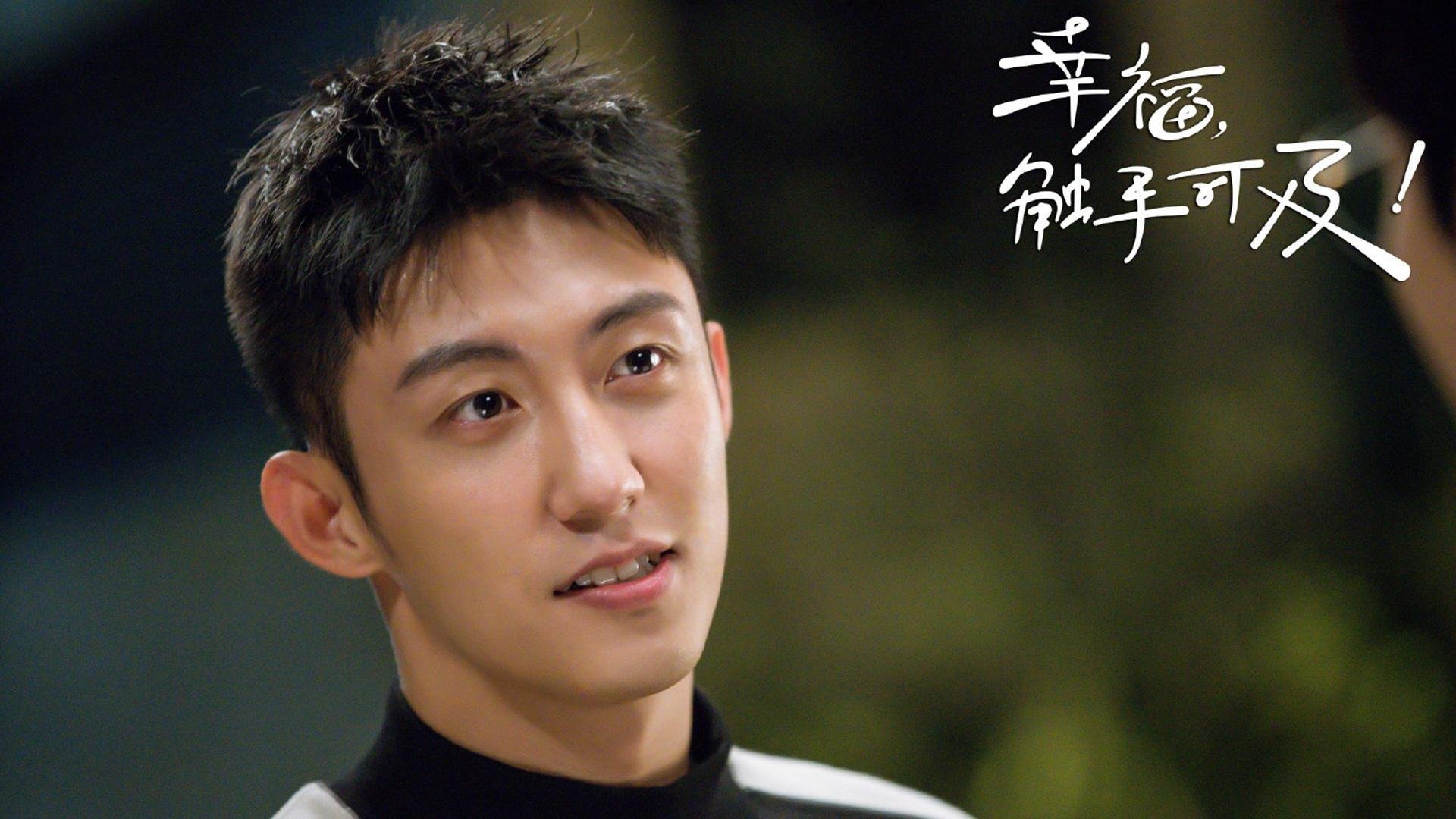 球员选拔是否过于依赖大学联盟体系，球员选项有什么用